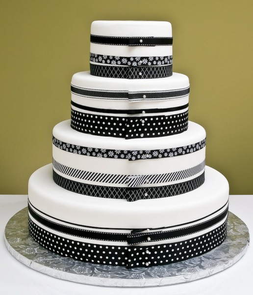 Black White Ribbon Cake